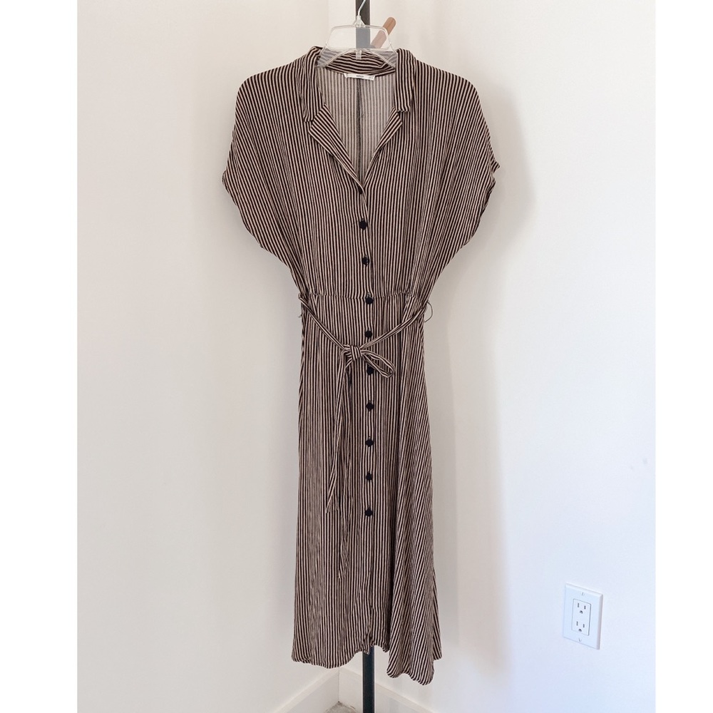 Mango Button Down Dress w/tie belt size 6